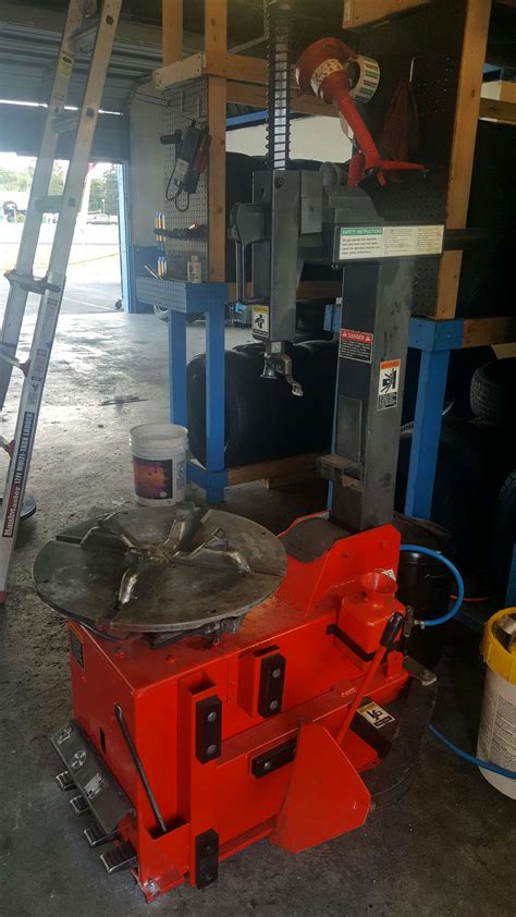 This is the same table used on the model 50-60 mag wheel changer. . Fmc 8600 tire machine parts